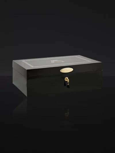 Puro cigar box
