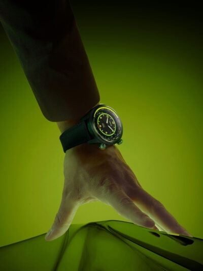 01 793 7775 8724 set 1