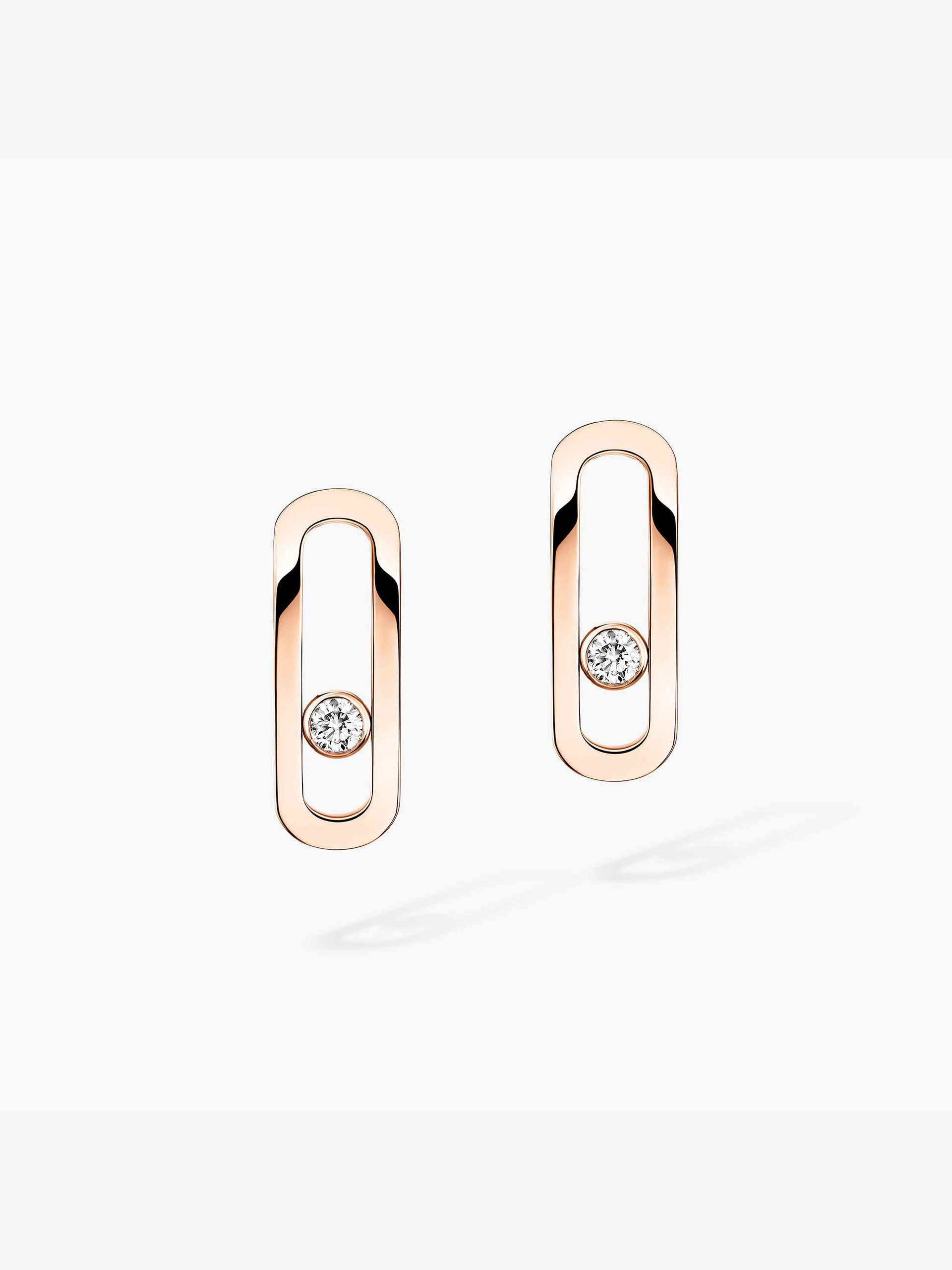 Messika packshot boucles d oreilles puces move uno gm vue 2 12182 pg