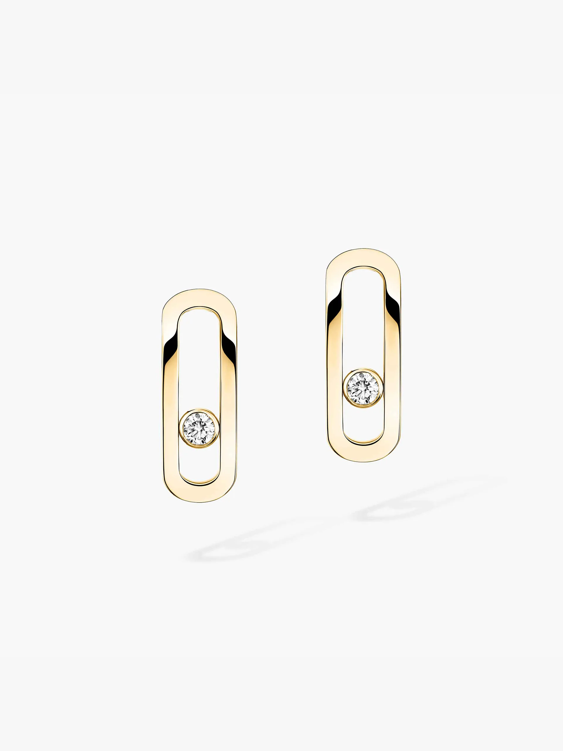 Messika packshot boucles d oreilles puces move uno gm vue 2 12182 yg