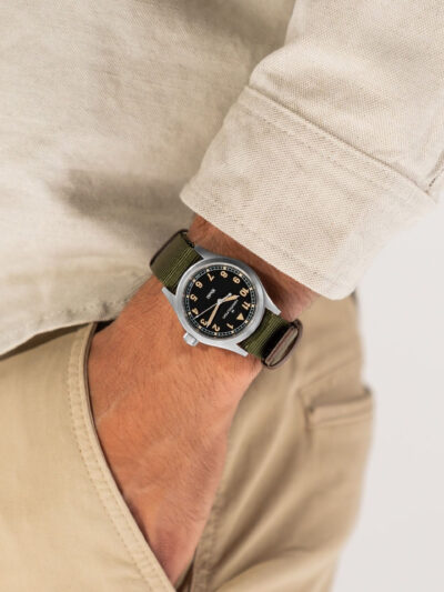 H69401930