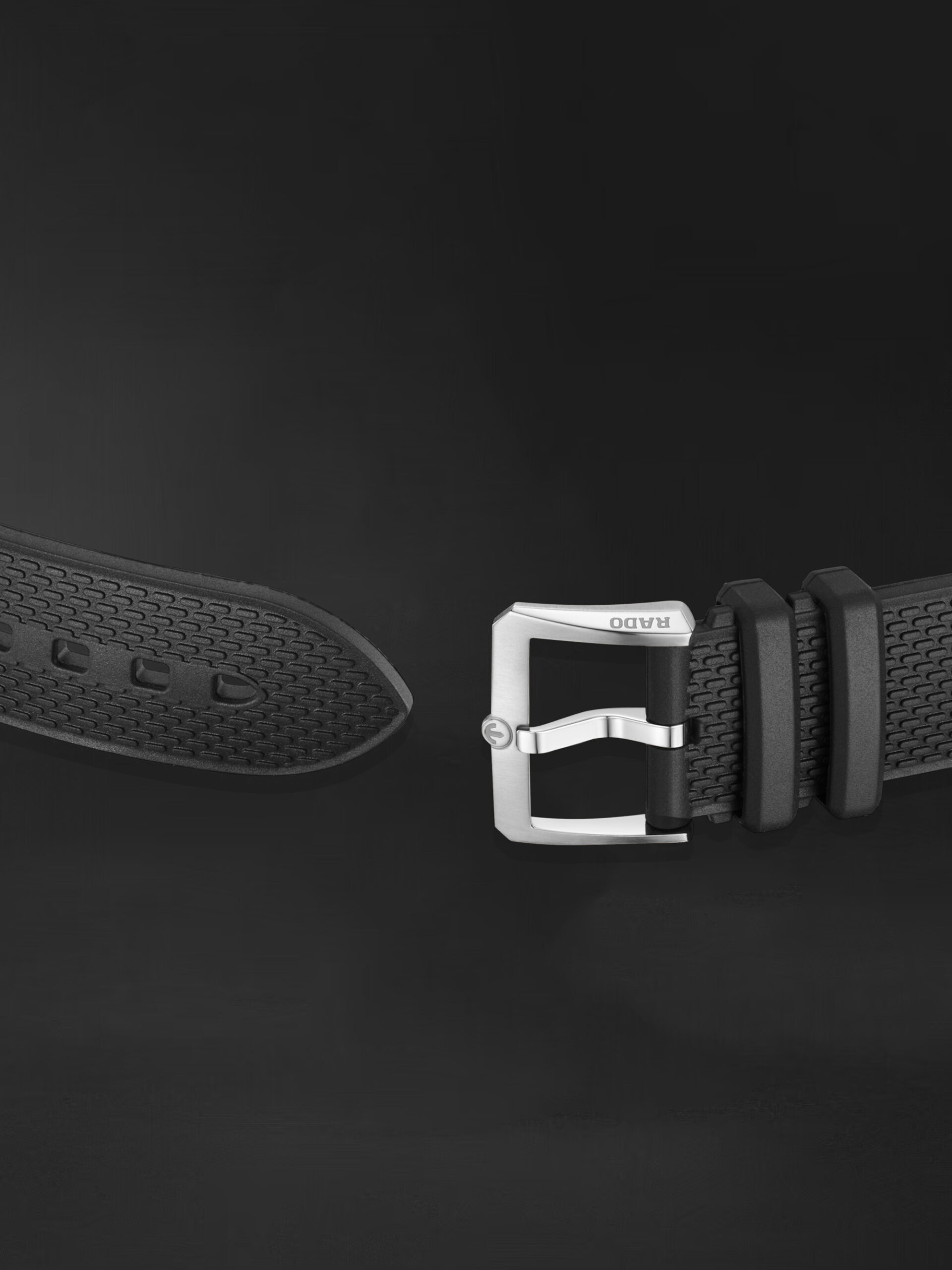 R32223229